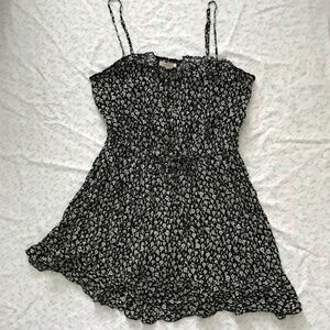 FOREVER 21 Floral Mini Dress M Fit Black Off White Waist Tie Buttons